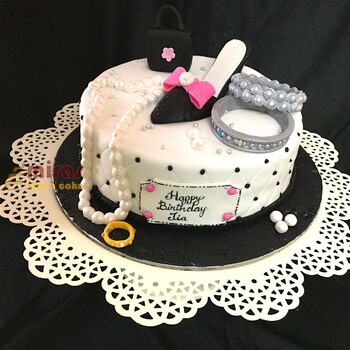 Happy  Girl Shopping Cake