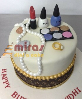 Happy Birthday Nidhi makeup kit Cake