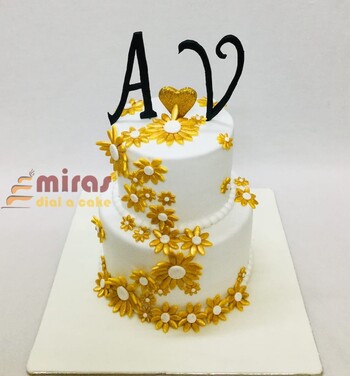Simple White & Gold Wedding Cake