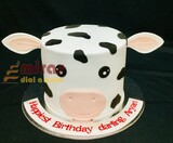 Aryan's Cow Birthday cake