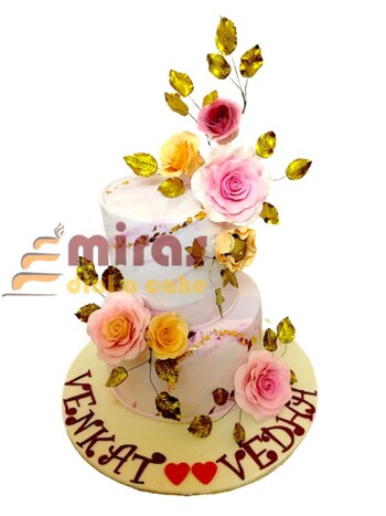 Golden Marble Wedding Cake