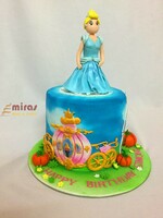Cinderella Theme Birthday cake