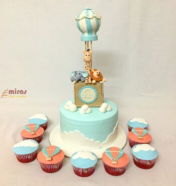 Hot Air Balloon Birthday Desert Table (1.5 kg cake, 10 cupcakes)