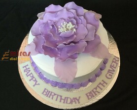 Purple Flower Birthday Cream Cake