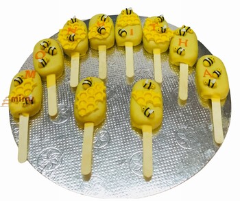 Honey Bee Cakesicles 10 pieces