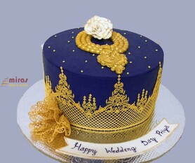 Blue and Gold Wedding Cake