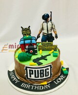 Pub G  Love Birthday  Cake