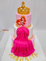 Princess Aurora Birthday Dessert Table ( 5 kg cake, 16 cupcakes, 10 cake pops, 10 cakesicles )