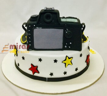 Mr Photographer  Camera Birthday Cake