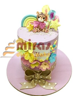 Cute Baby Tiger Birthday Cake