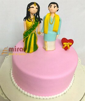 Cute Couple Wedding Cake
