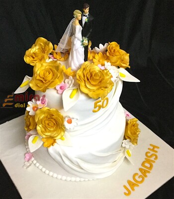 Golden Flower  Wedding Cake