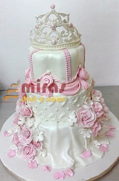 Princess theme Customized Birthday Cake